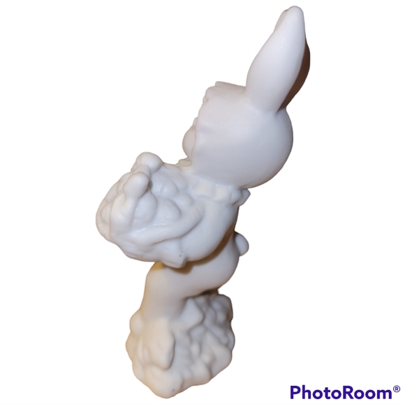 Porcelain Figurine of a Child in a Bunny Costume with a Easter Basket - Picture 4 of 7